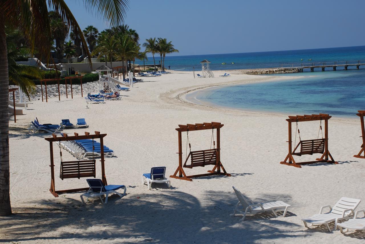 Luxury Villa Sleeps 6, Beach Access, Montego Bay Extérieur photo