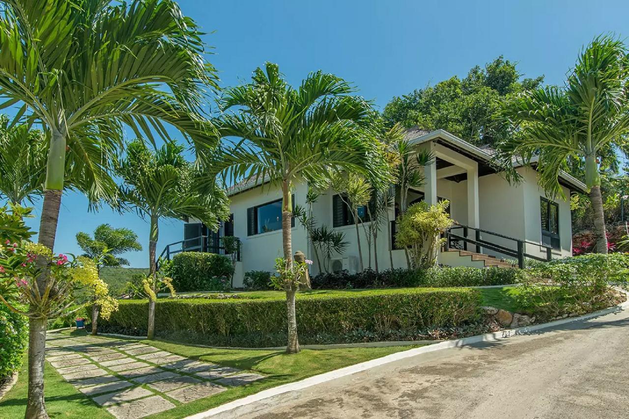 Luxury Villa Sleeps 6, Beach Access, Montego Bay Extérieur photo
